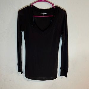 Black long sleeve knit top size small